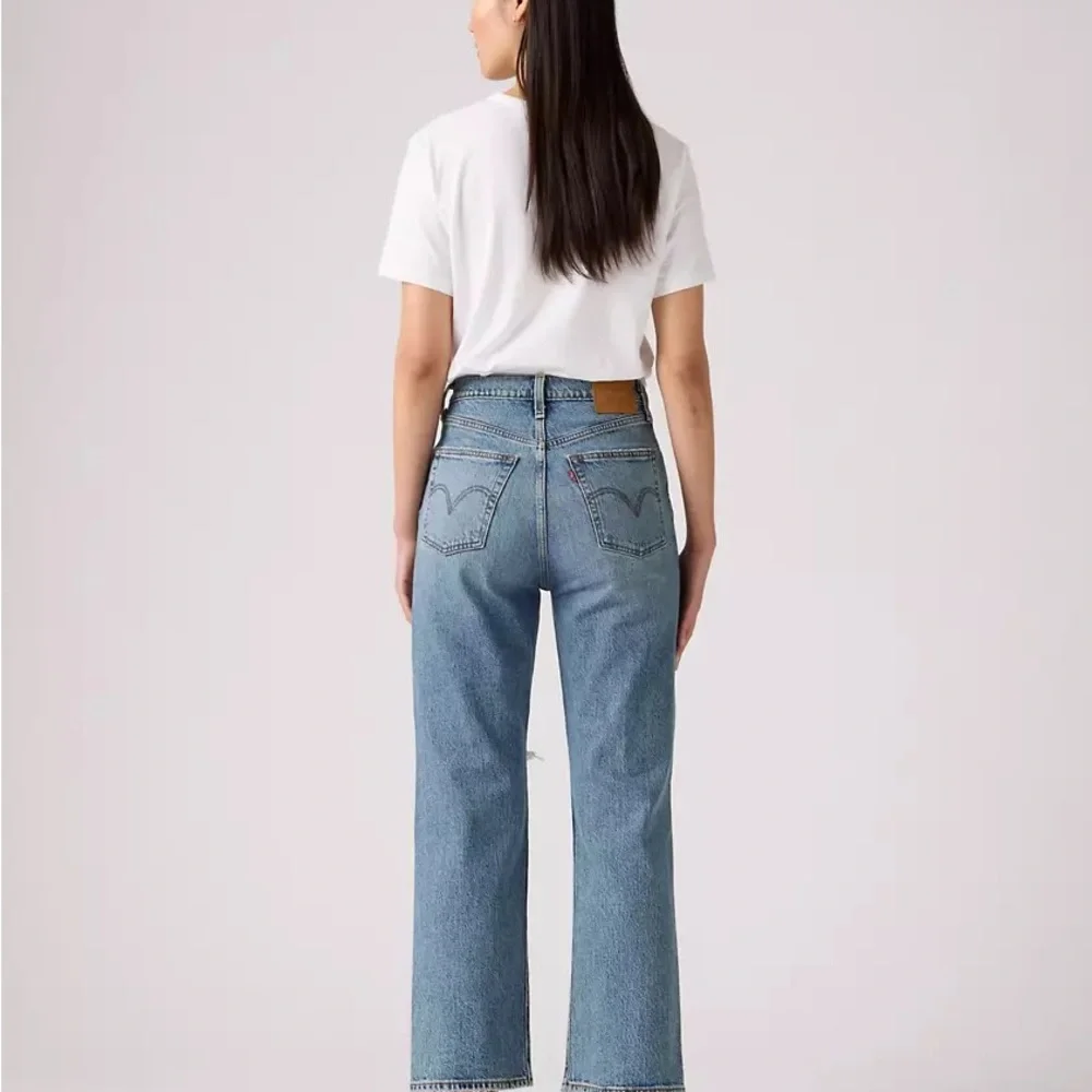 Levi's Ribcage Straight Ankle Jeans - Picture 1 of 6